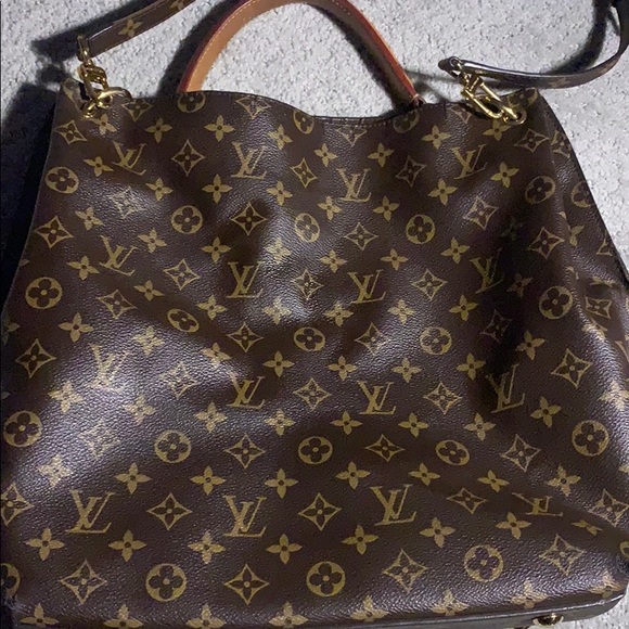 LOUIS VUITTON
Monogram Canvas Metis Bag - Picture 7 of 8